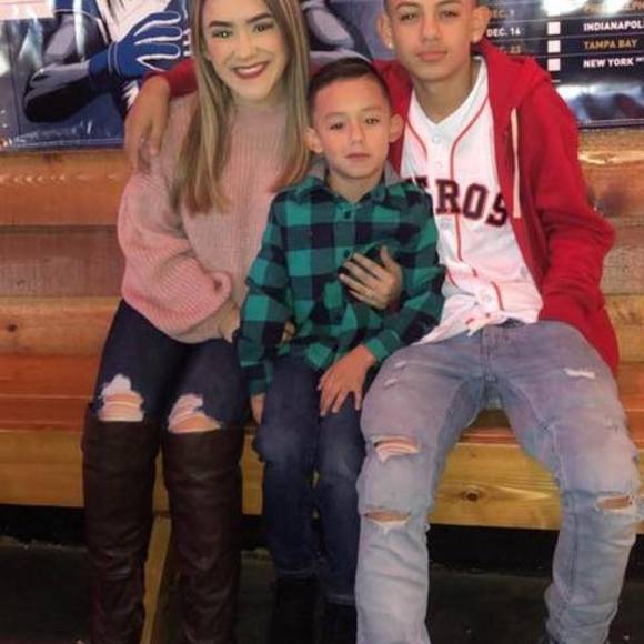 Meet your Posher, Adrian - Picture 1 of 1